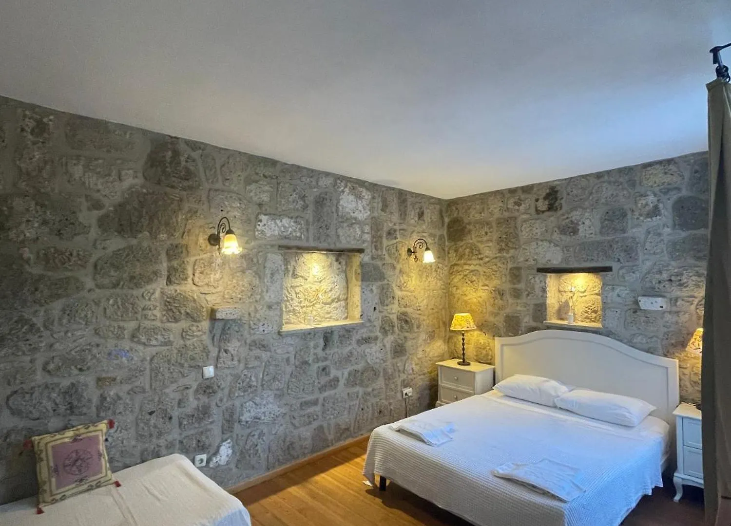 Otel Kallista Αλακάτι 0*,